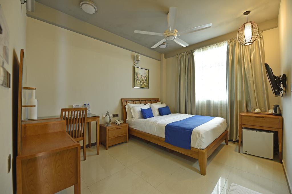 Airport Comfort Inn Premium Hulhumale Exterior foto