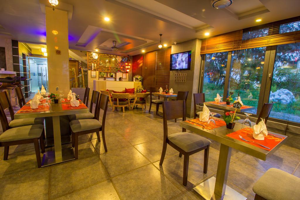 Airport Comfort Inn Premium Hulhumale Exterior foto